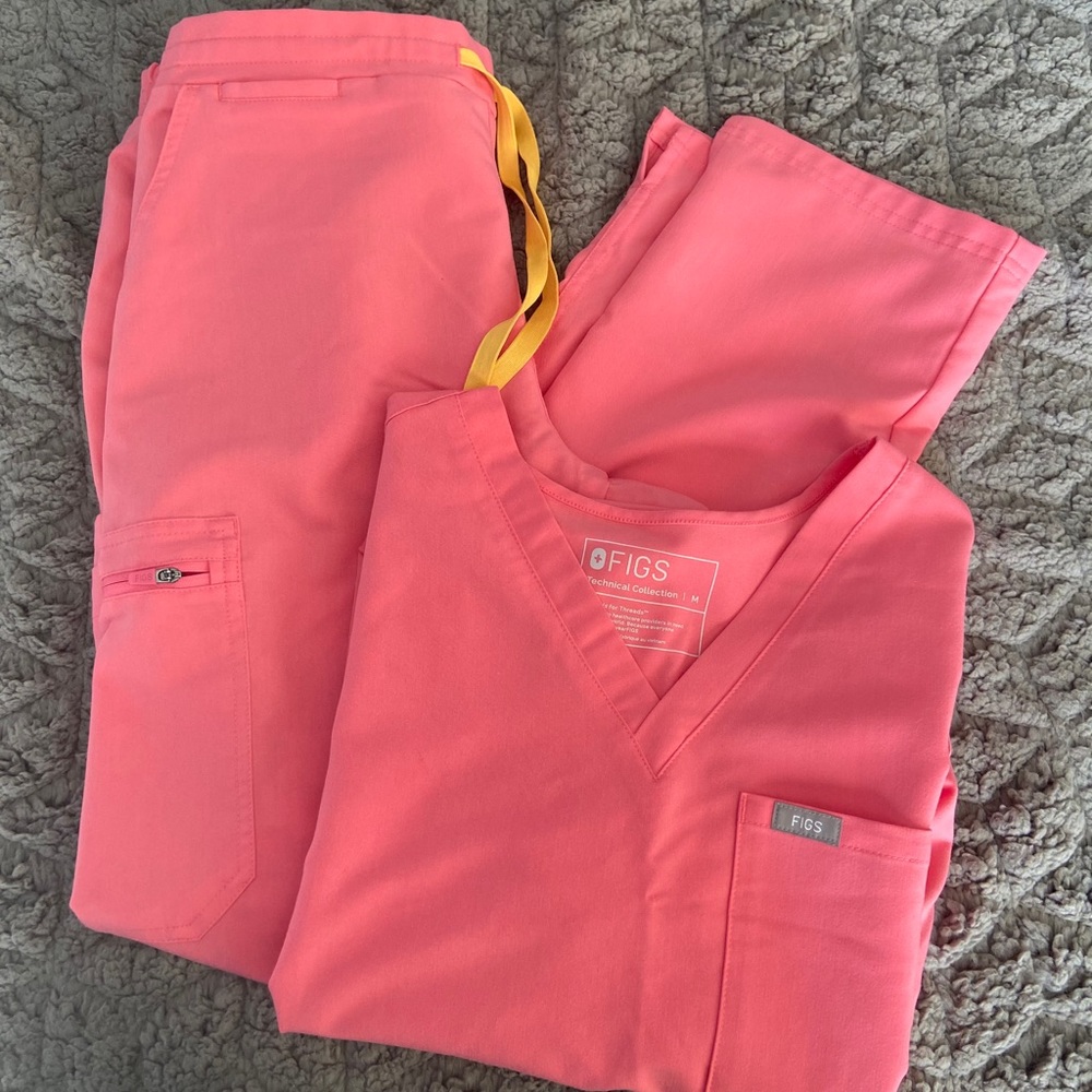 Figs Scrubs Neon Pink